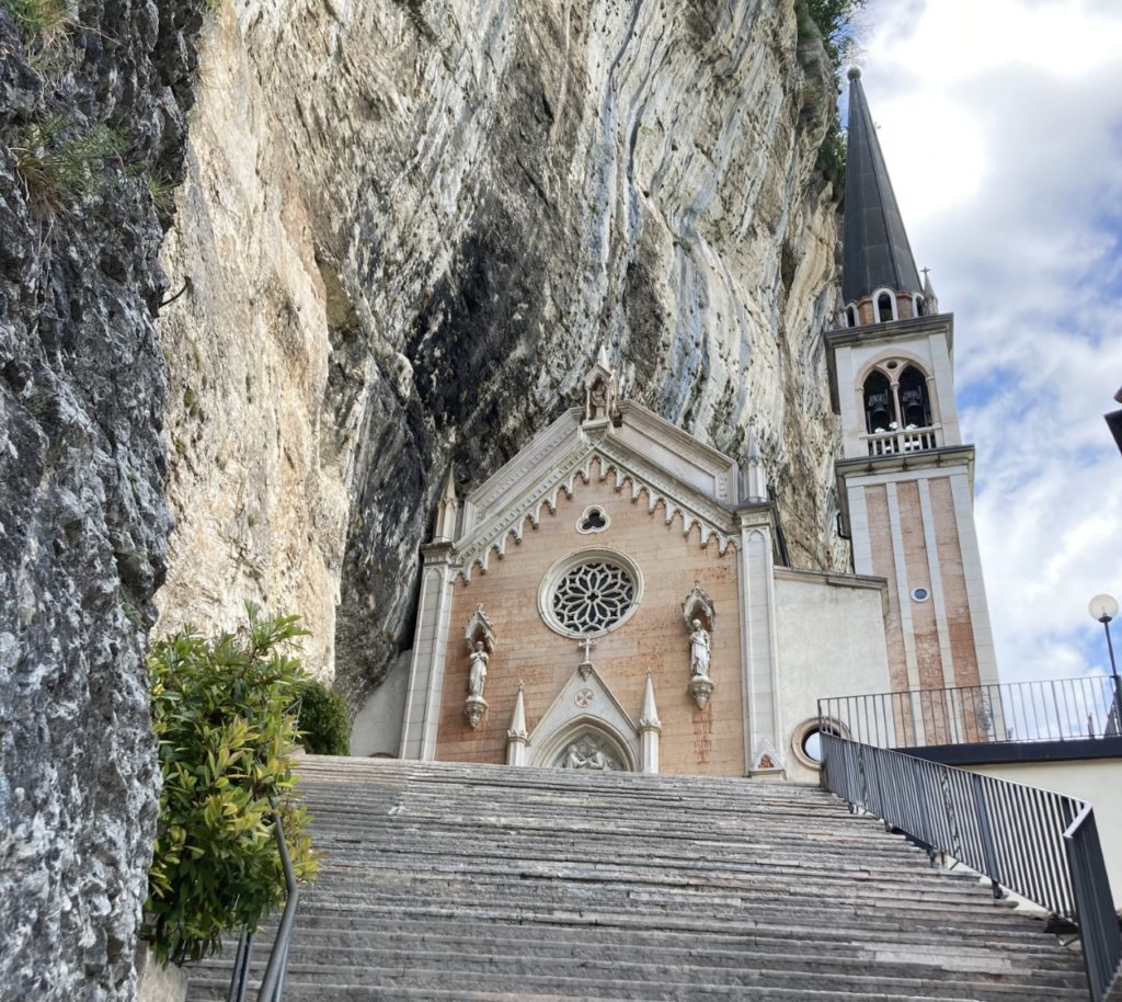 Kyrkan Madonna della Corona